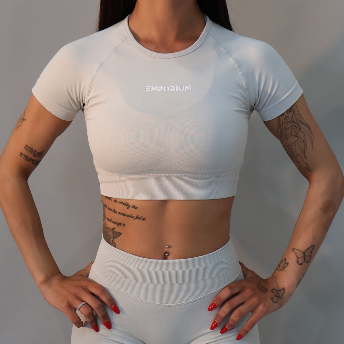 Contour Tee - Feather Grey