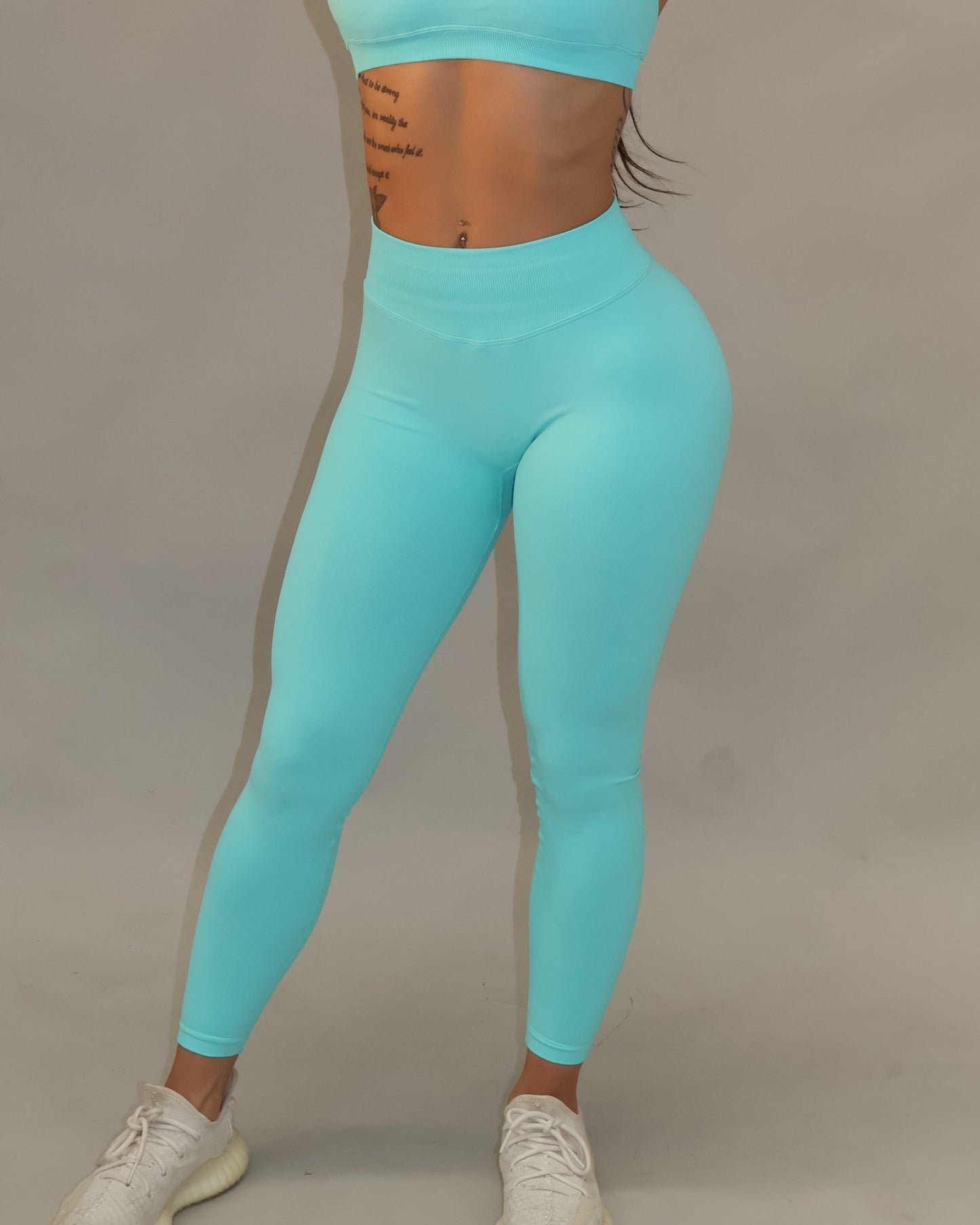 Contour Leggings - Mint Green